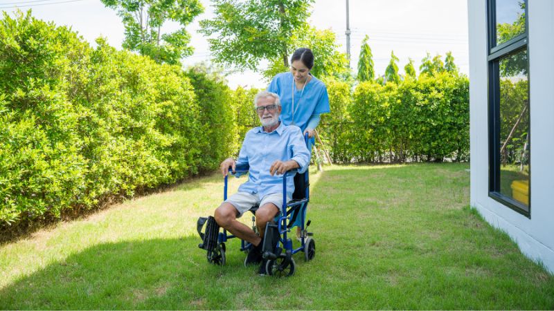 9 Best Tips For How To Choose The Right Senior Care Facility
